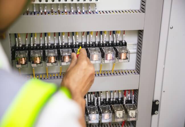 elektryk Chorzów pogotowie elektryczne usługi instalacje elektryczne