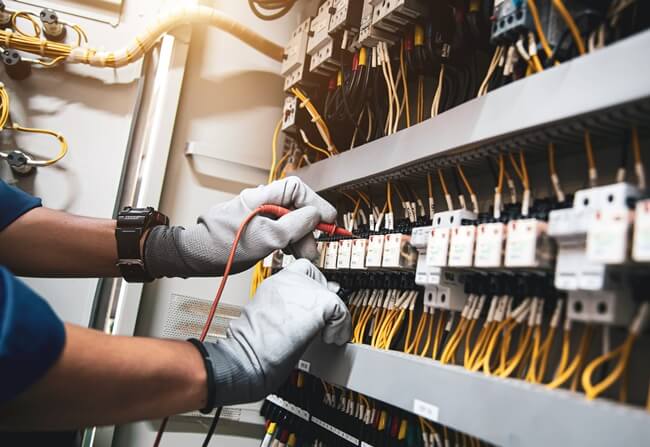 elektryk Dąbrowa Górnicza pogotowie elektryczne usługi instalacje elektryczne