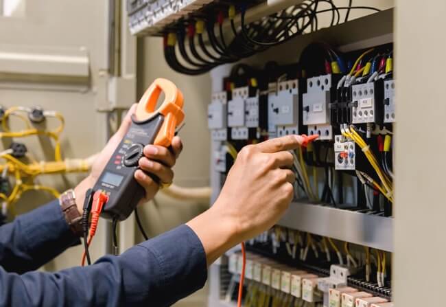 elektryk Ruda Śląska pogotowie elektryczne usługi instalacje elektryczne